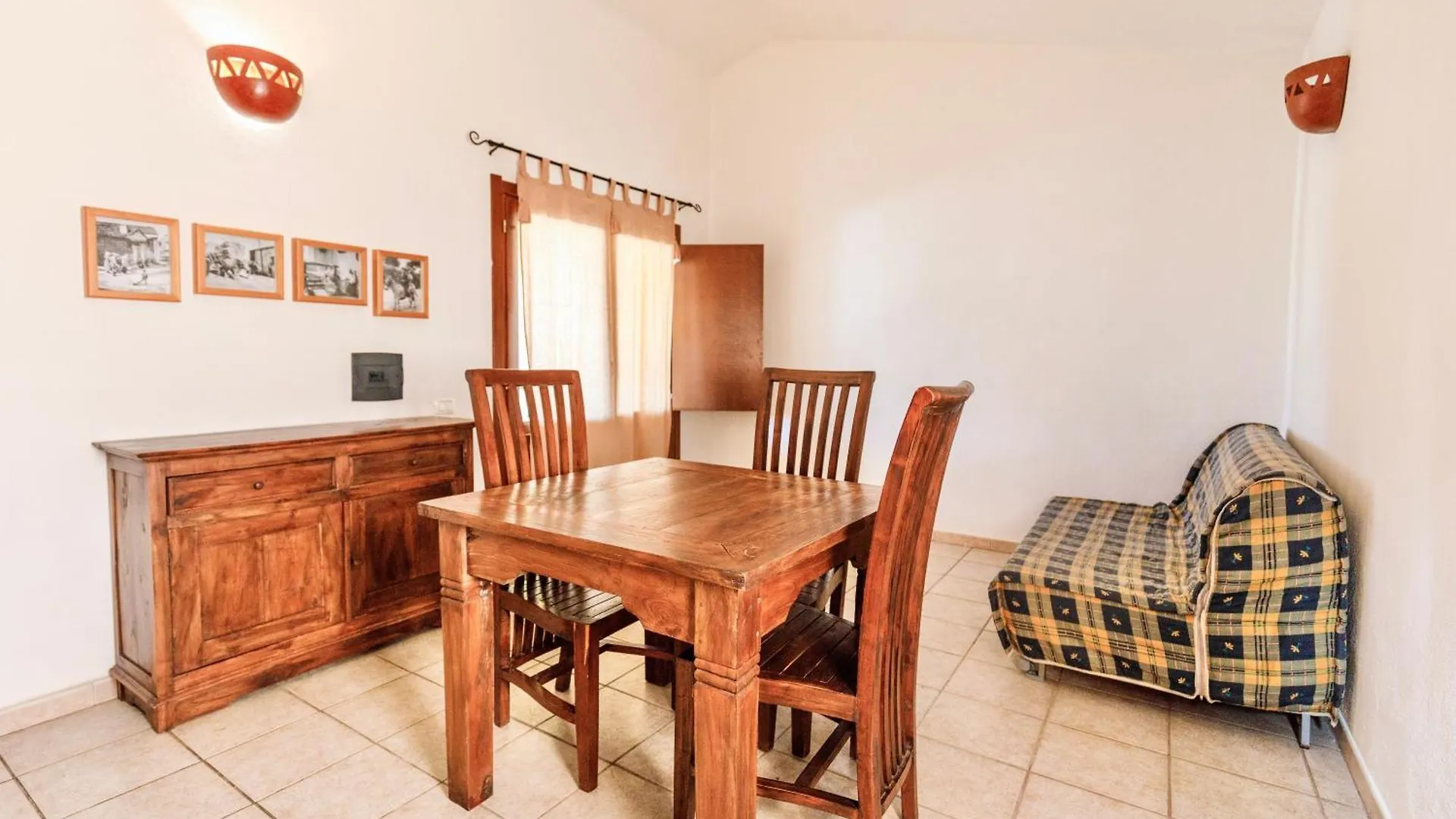 Residence With Swmming-Pool In Badesi, Apartments With Private Outdoor Area 0*, Badesi İtalya