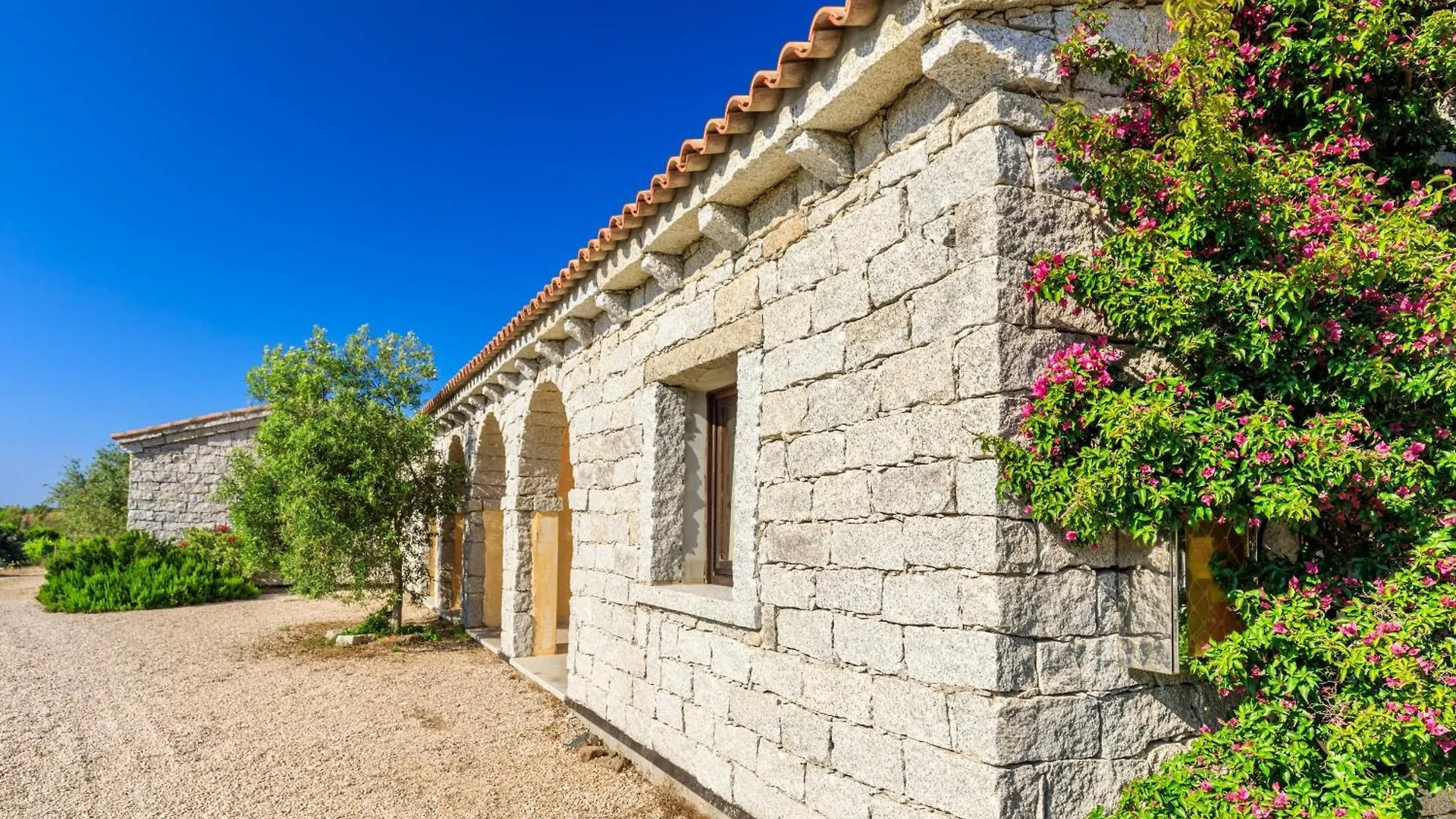 Residence With Swmming-Pool In Badesi, Apartments With Private Outdoor Area 0*, Badesi